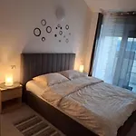Tanya 1 Apartment