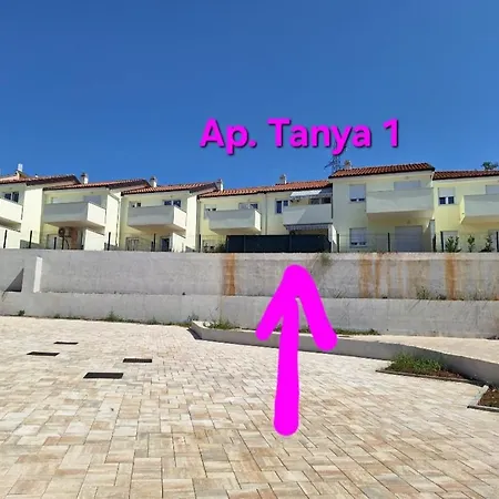Tanya 1 Apartmán *