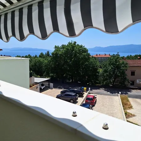 Apartmán Tanya 1 *