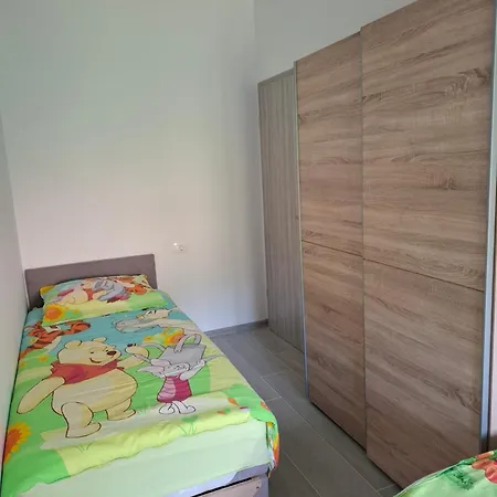 Tanya 1 Apartment *